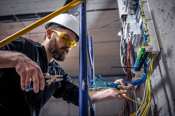 Best Affordable Emergency Electrician  in Hummelstown, PA